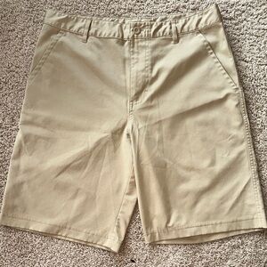 C9 by Champion Men's lightweight Flat Front Shorts inseam 10”